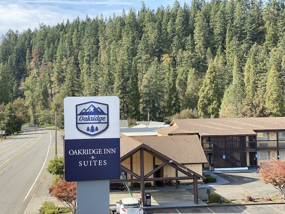 Oakridge Inn & Suites 3 estrellas en Oakridge