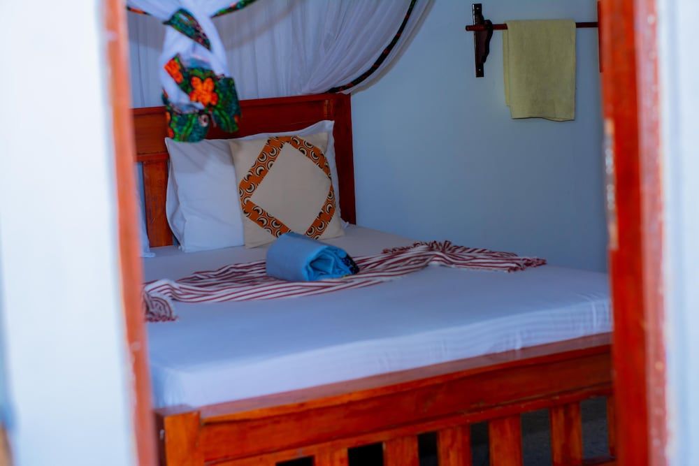 Mapeni Lodge 2