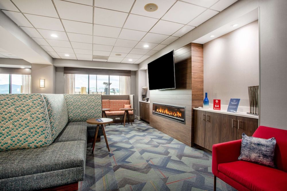 Hampton Inn Elkins 2