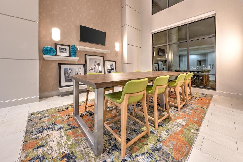 Hampton Inn & Suites Houston/Pasadena 2