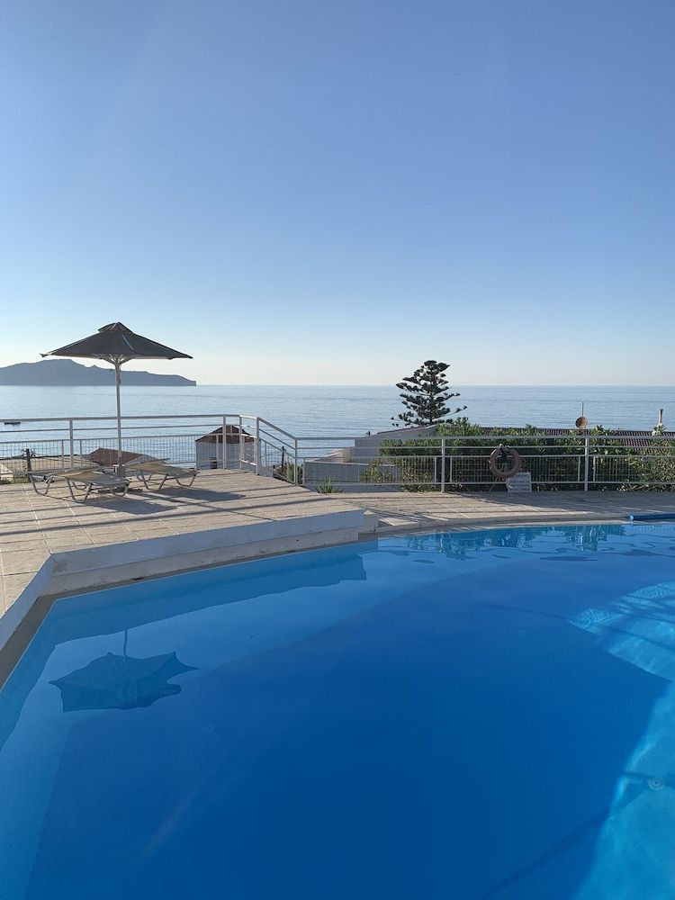Terpsichori Villa & Apartments -1 estrellas en Kalamaki Chanion