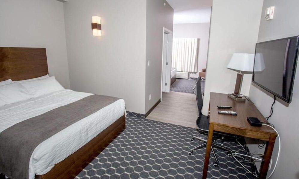 The Souris Hotel 3