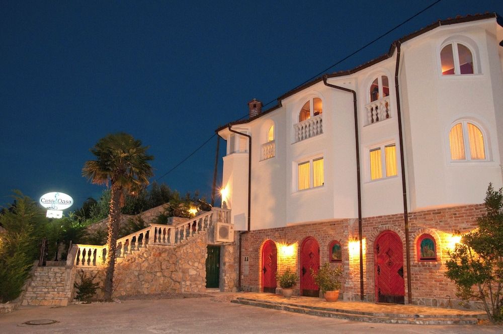 Casa Oasa -1 estrellas en Marezige