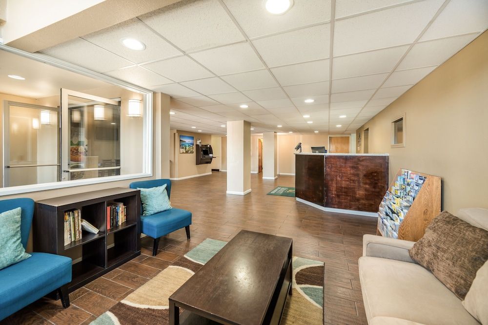 Quality Inn & Suites near NAS Fallon 3