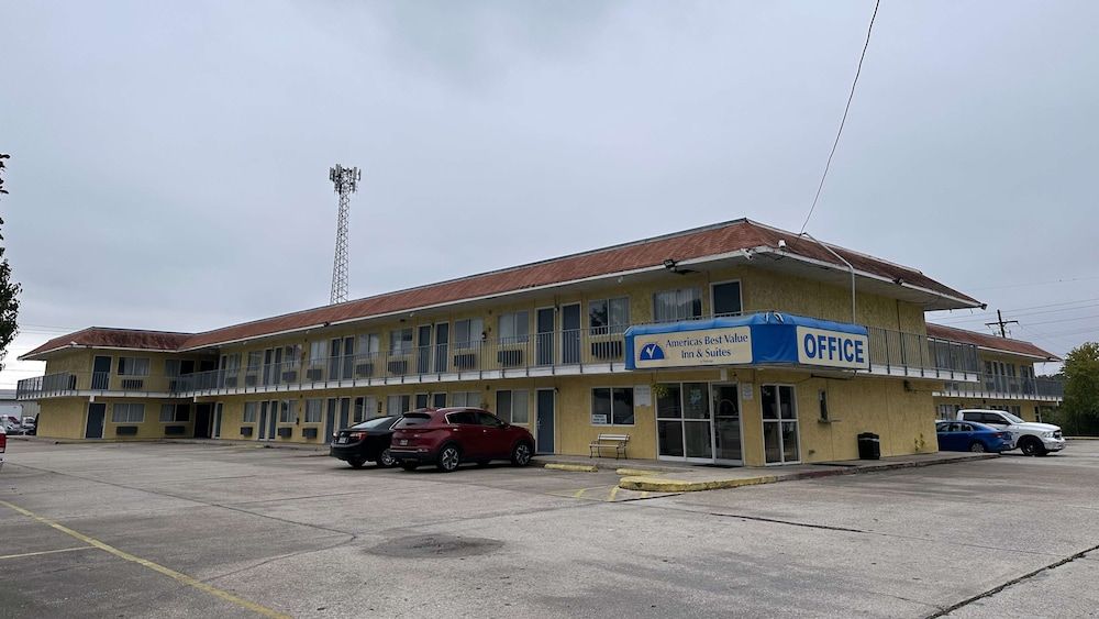 Americas Best Value Inn & Suites Groves Port Arthur 2 estrelas em Groves