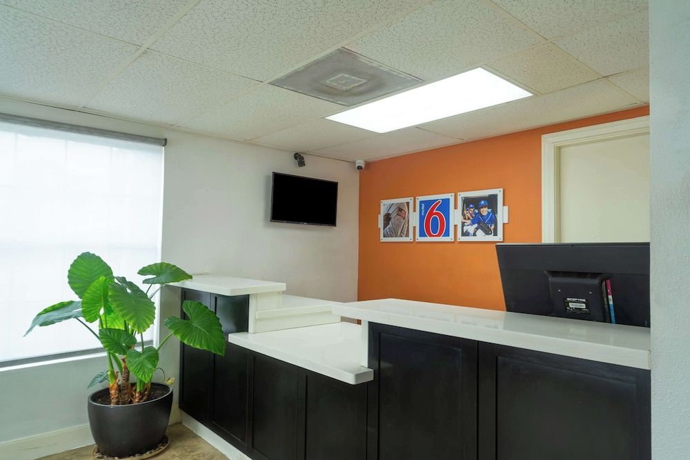 Motel 6 Livingston, TX 2