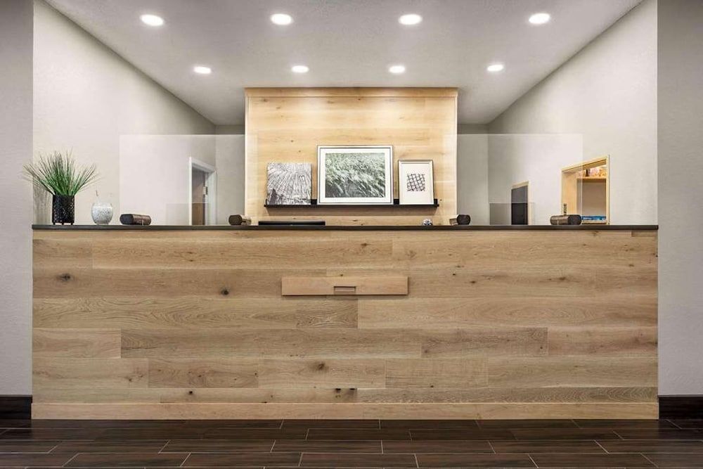Country Inn & Suites by Radisson Stillwater MN 2