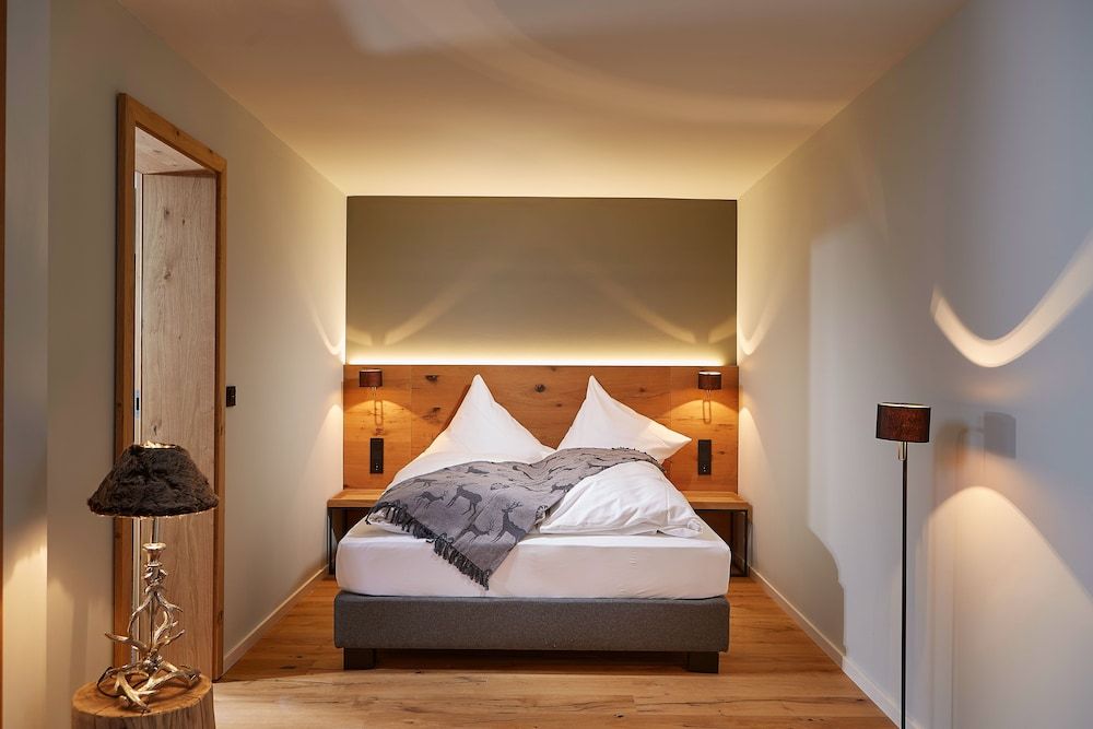 Black Forest Lodge 3