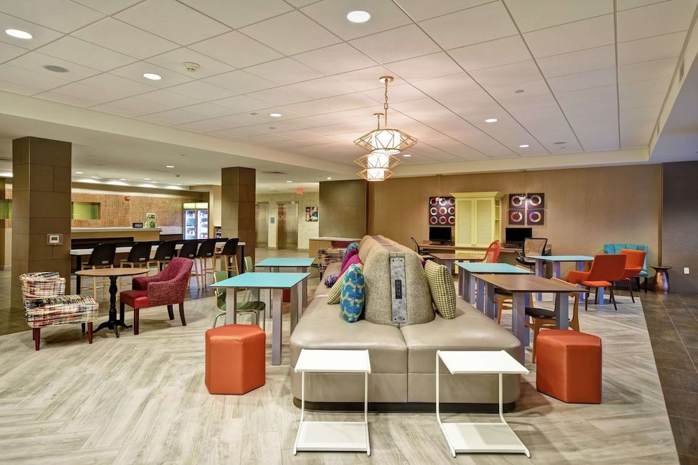 Home2 Suites by Hilton Mechanicsburg 2