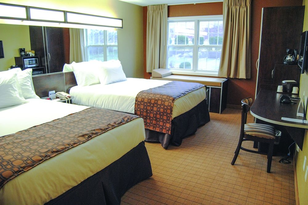 Microtel Inn By Wyndham Mineral Wells/Parkersburg 3
