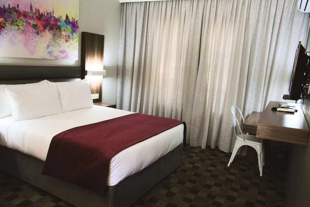 Palm Swift Luxury Accommodation 3