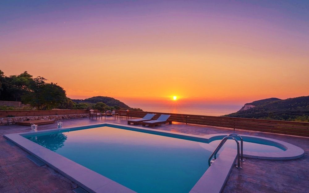 Villa Nina -1 estrellas en Kerion