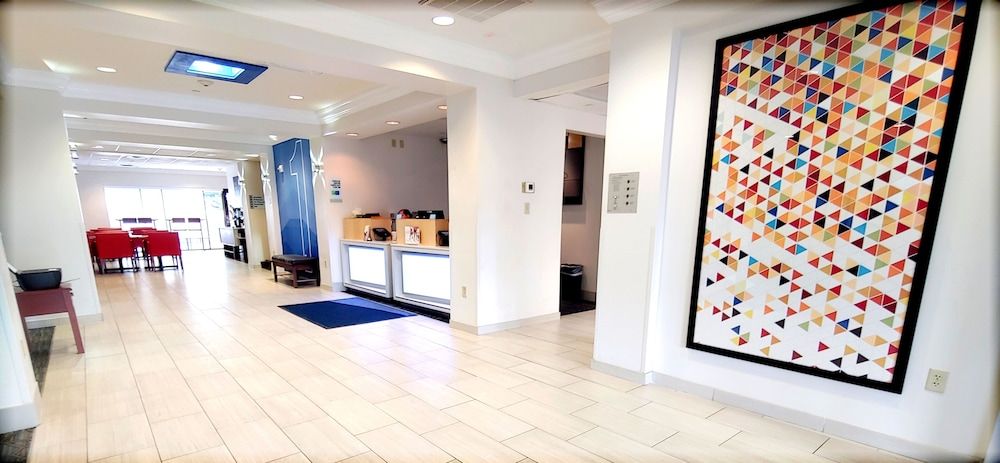 Holiday Inn Express & Suites Clear Spring  by IHG 2