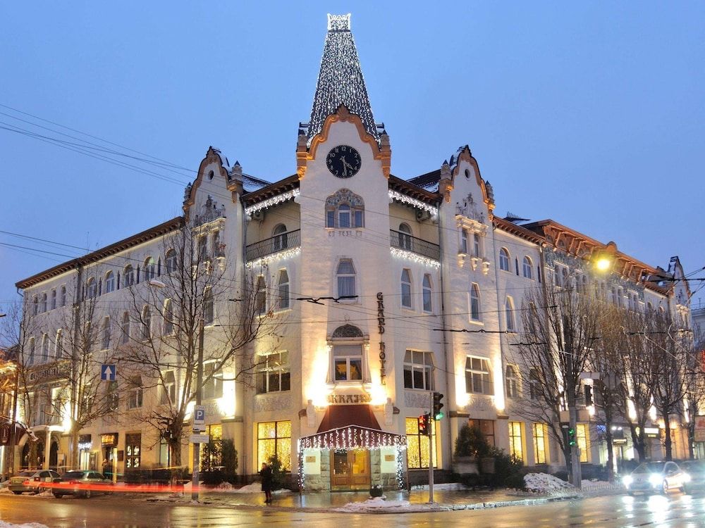 Grand Hotel Ukraine 5 estrellas en Dnipro