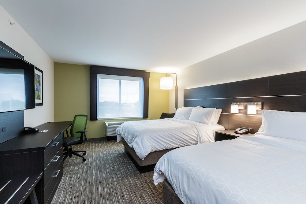 Holiday Inn Express & Suites - South Bend Casino  by IHG 3