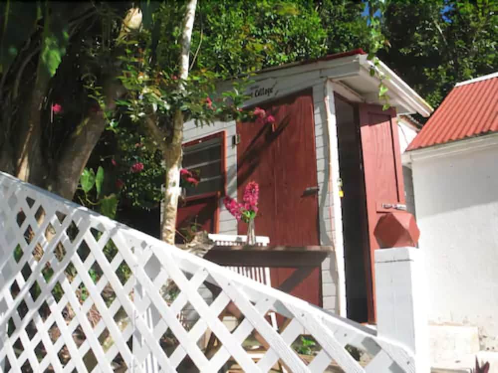 El Momo Cottages -1 estrelas em Windwardside