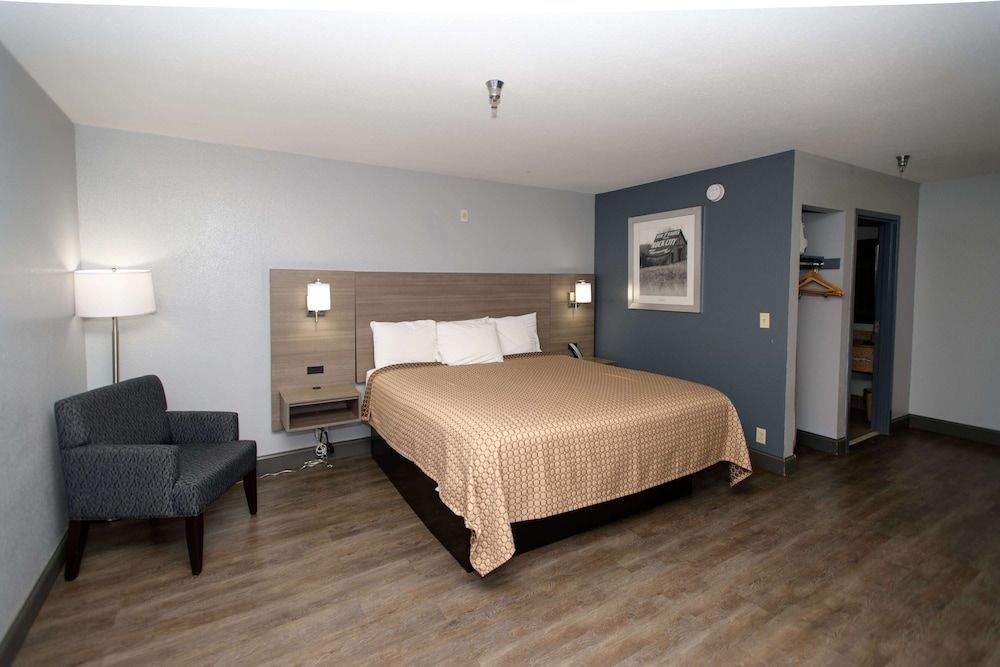 Home Town Inn Ringgold 3