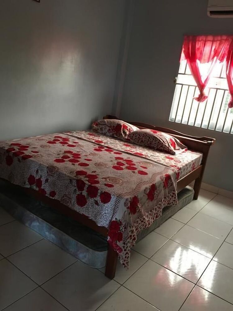 Zeedijk Resort Nickerie 3