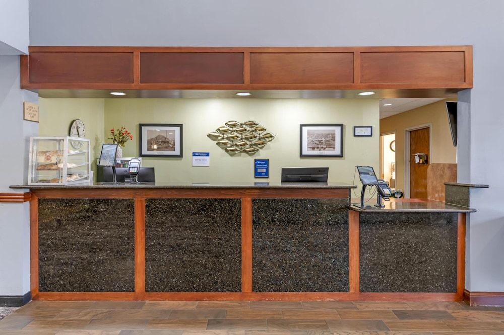 Best Western Plus Eau Claire Conference Center 3