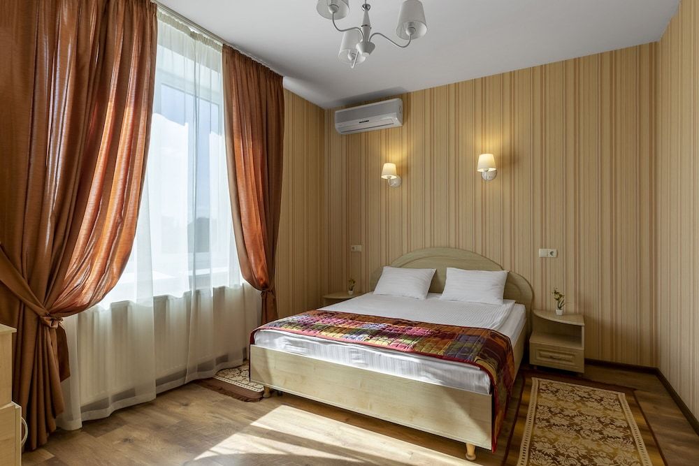 Siesta -1 estrellas en Kiev