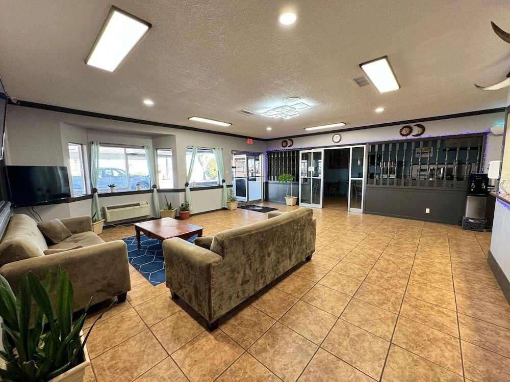 Days Inn by Wyndham Van Horn TX 3