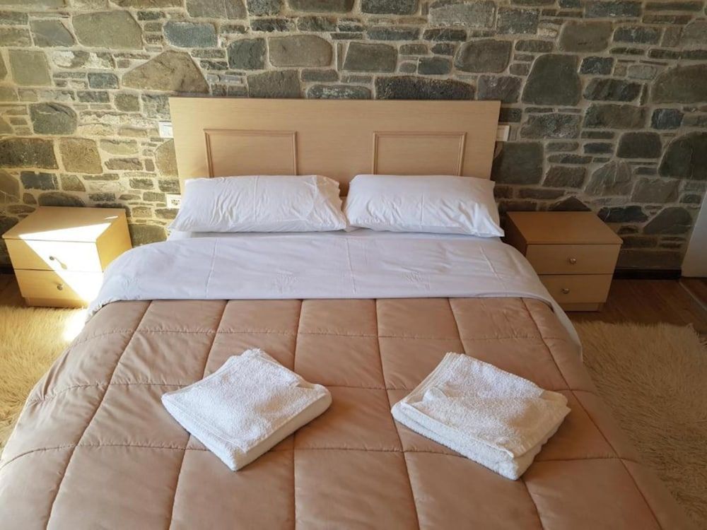 Sofra e Shpatit Hotel 3