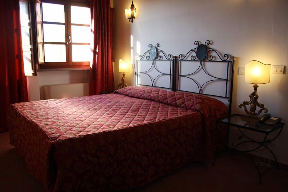 Le Torri 3