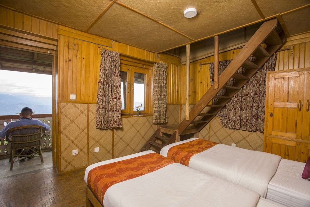 Everest Manla Resort 3