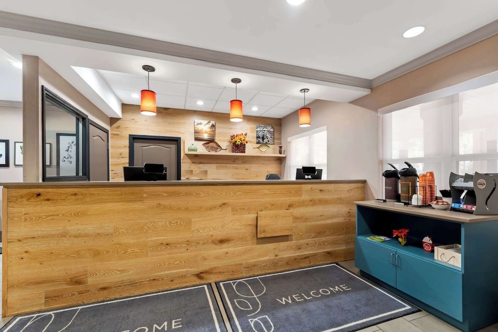 Country Inn & Suites by Radisson, Macon North, GA 3