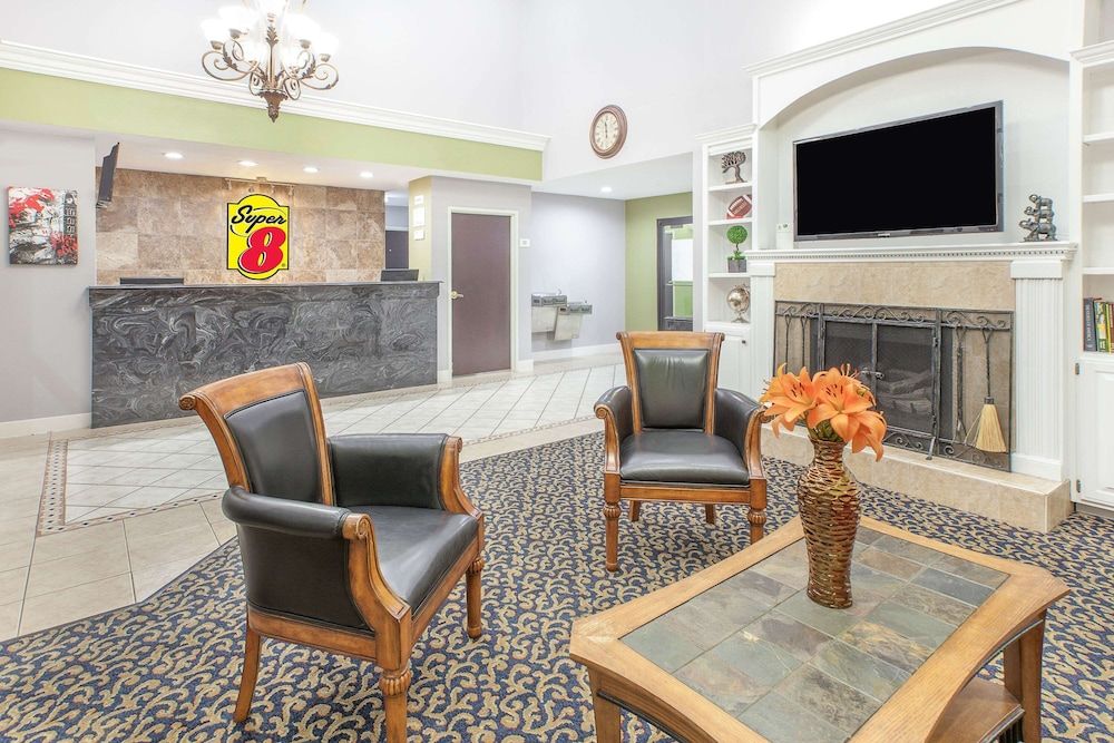 Super 8 by Wyndham Lowell/Bentonville/Rogers Area 2