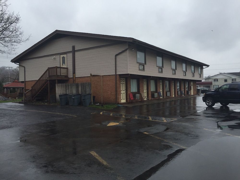 Aartpark Hotel Inn At Lewiston 3