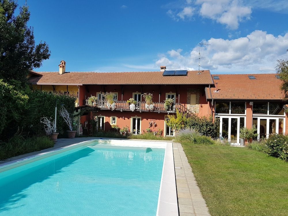 B&B La Cascina di Monia e Mario -1 estrellas en Borgo Ticino