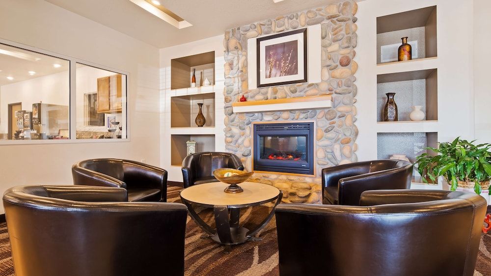 Best Western Firestone Inn & Suites 3