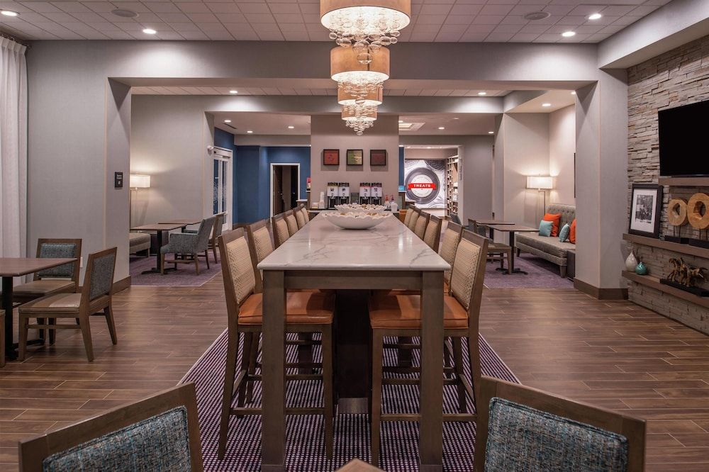 Hampton Inn Benson 2