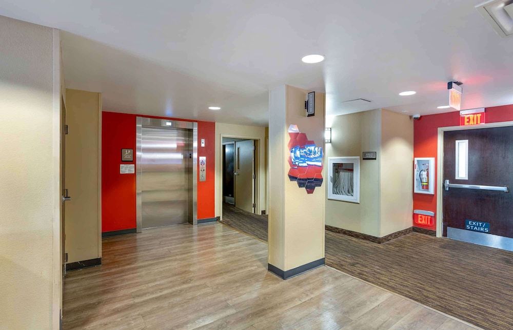 Extended Stay America Suites Long Island Bethpage 3
