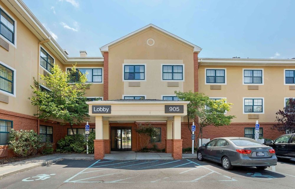 Extended Stay America Suites Long Island Bethpage 2 estrellas en Bethpage