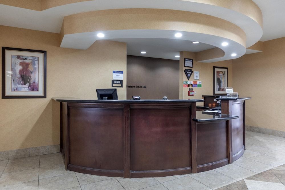 Best Western Bastrop Pines Inn 3