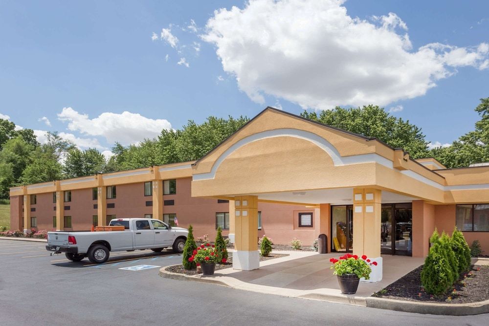 Super 8 by Wyndham Logansport 2 estrelas em Logansport