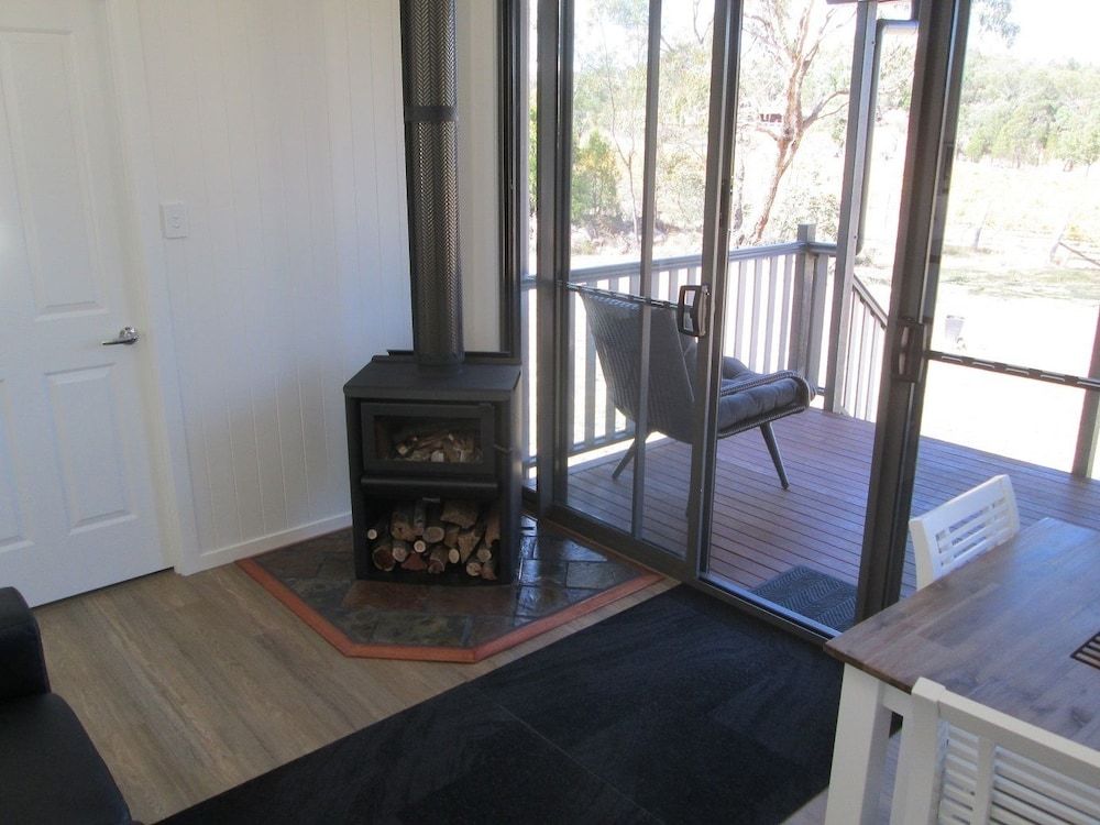 Just Red Wines Vineyard Cabins 3