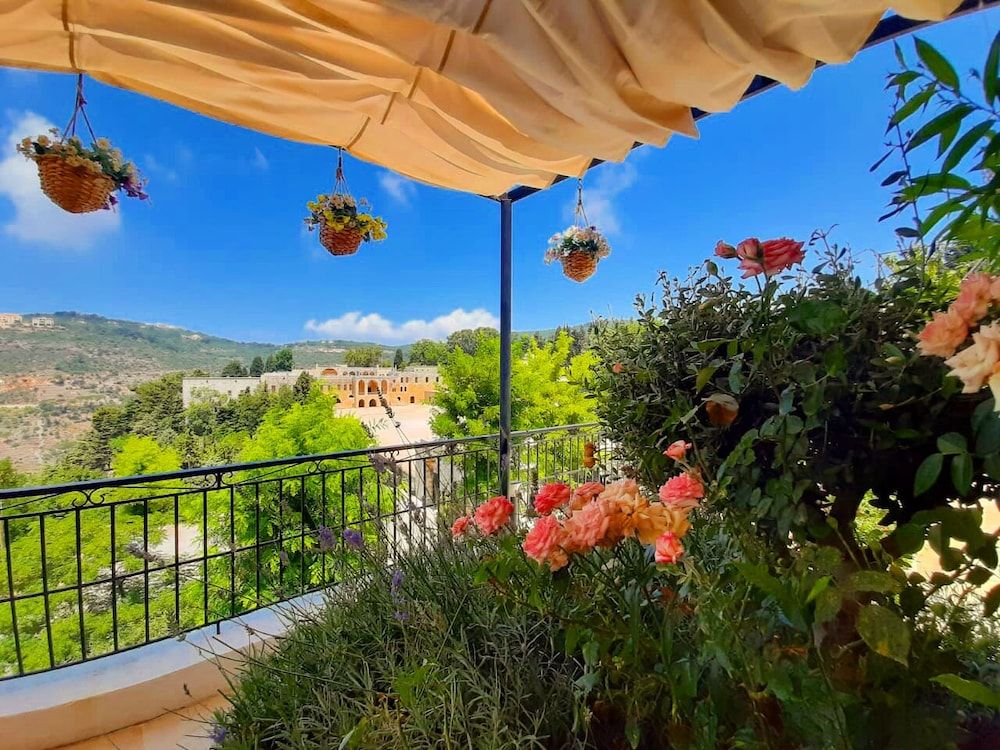 Beit Lebbos -1 estrellas en Beit ed-Dine