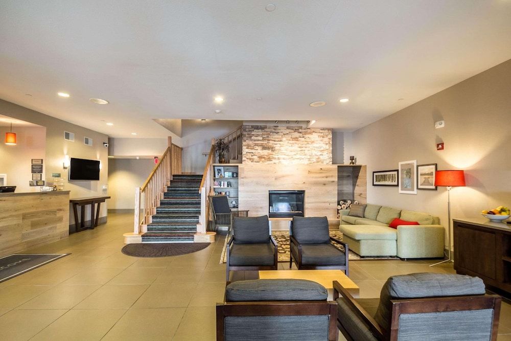 Country Inn & Suites by Radisson, Fond du Lac, WI 3