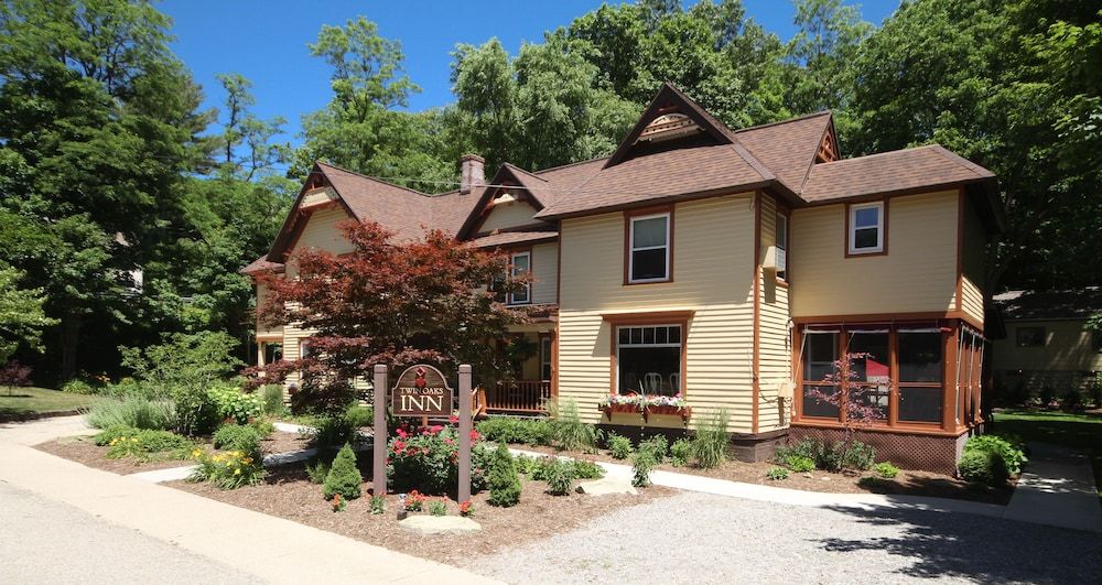Twin Oaks Inn -1 estrelas em Saugatuck