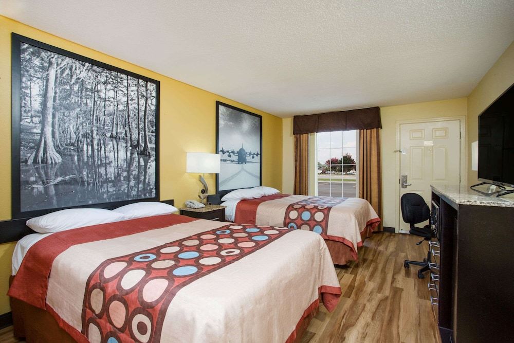 Super 8 by Wyndham Garner/Clayton/Raleigh 3