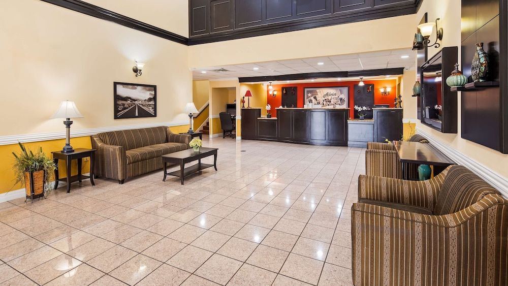 SureStay Plus Hotel by Best Western Alvin 3