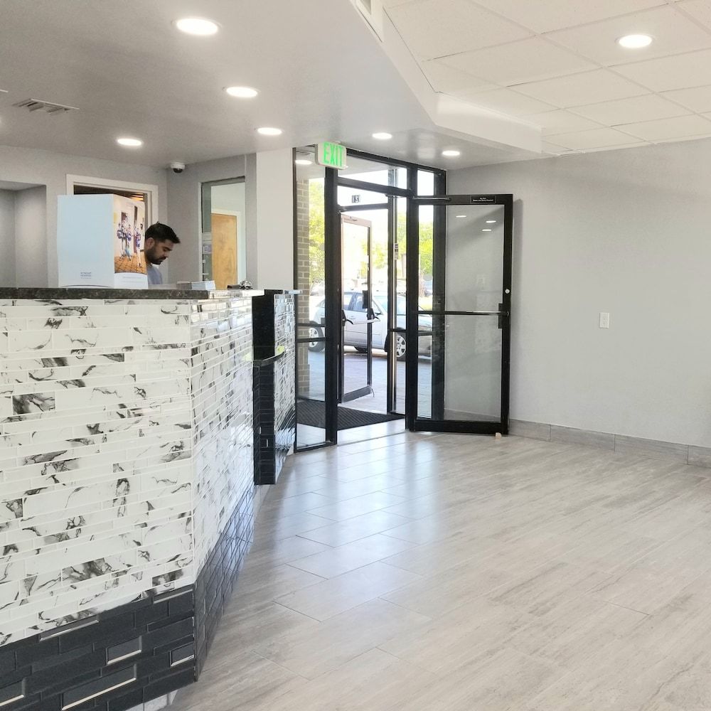 Days Inn by Wyndham Easley/Greenville/Clemson Area 2