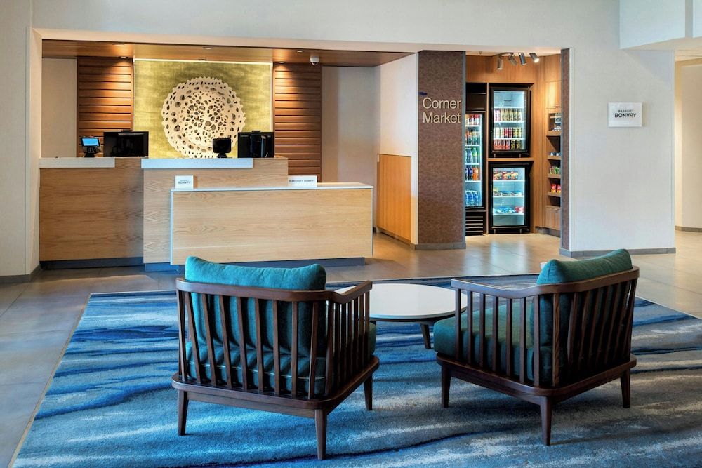 Fairfield Inn & Suites by Marriott Rome 2