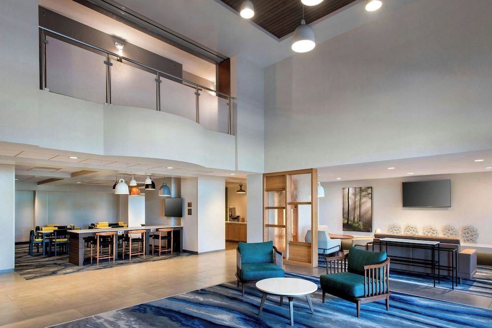 Fairfield Inn & Suites by Marriott Rome 3