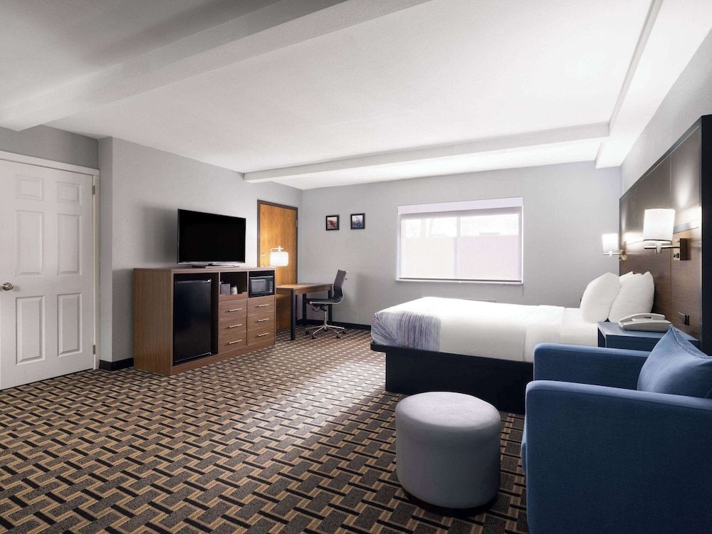 AmericInn by Wyndham Woodstock IL 3 estrellas en Woodstock