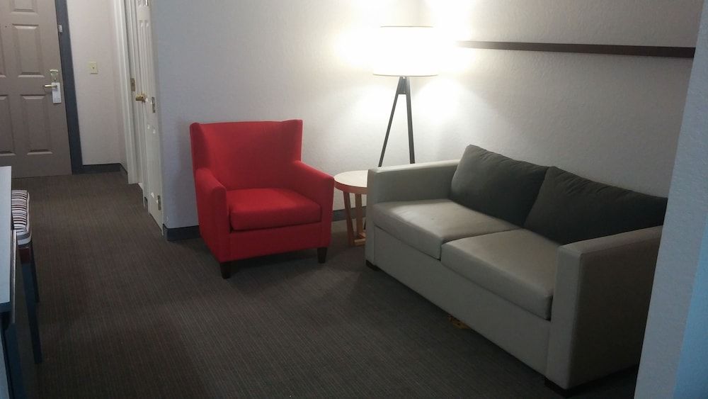 Country Inn & Suites by Radisson, Brunswick I-95, GA 3