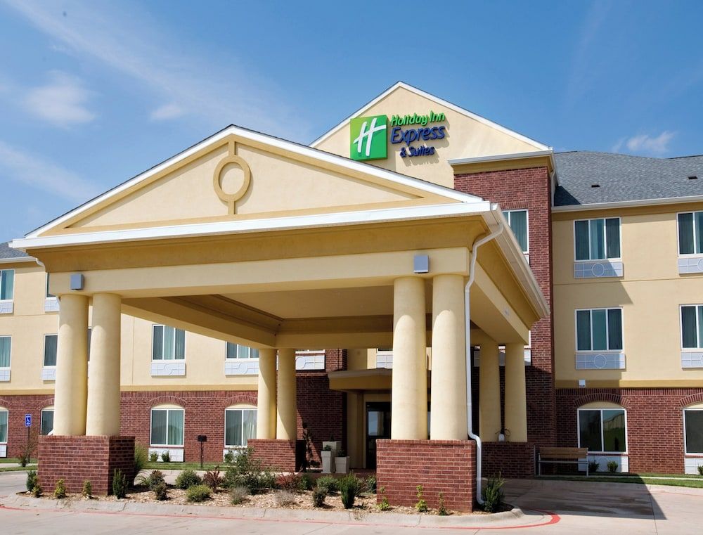 Holiday Inn Express & Suites Childress by IHG 2 estrellas en Childress